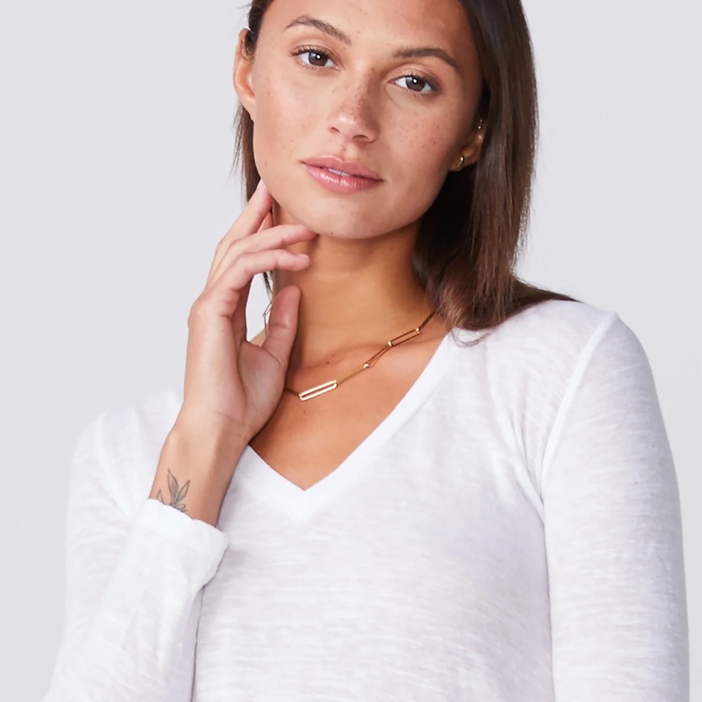 Monrow Textured Tri-Blend Fitted Long Sleeve V Neck Tee